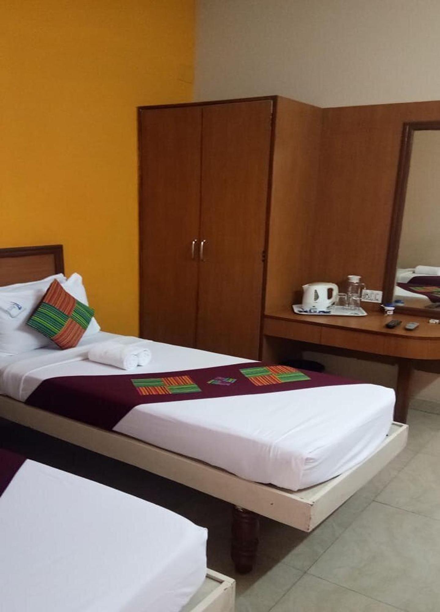 Hotel Akshara Regency, Yeshwanthpur Bangalore Exterior photo